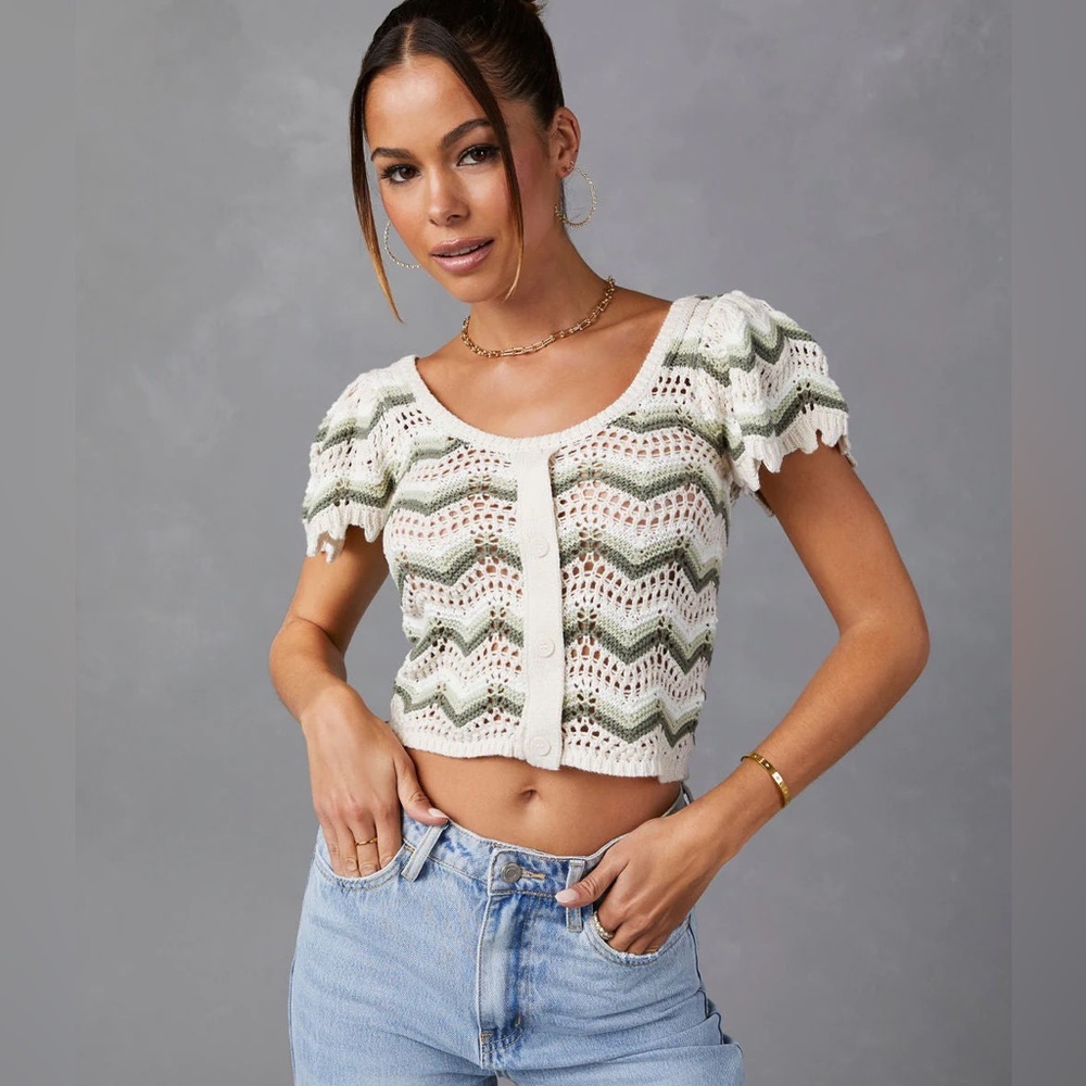 Knit cropped cardigan NWT